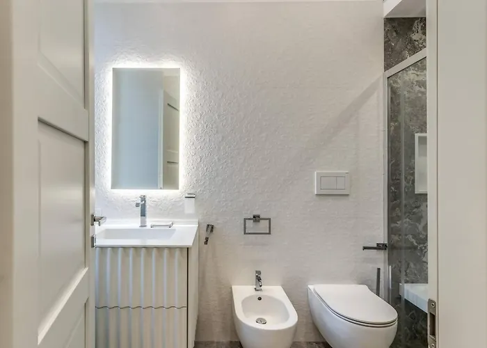 Luxury Flat With Terrace By Historic Center Appartamento