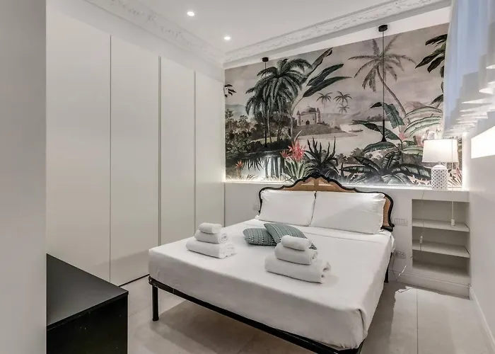 Luxury Flat With Terrace By Historic Center *