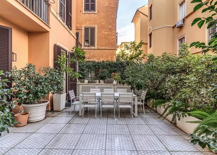 Luxury Flat With Terrace By Historic Center Appartamento *