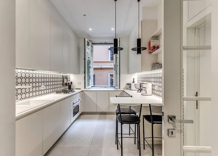 Luxury Flat With Terrace By Historic Center Appartamento