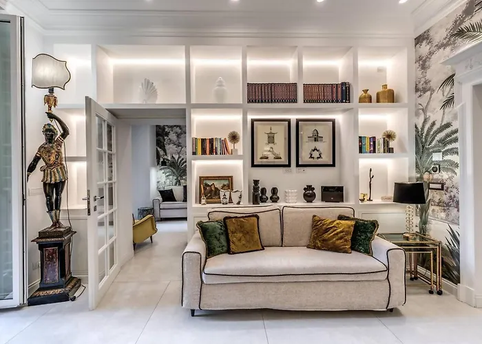 Luxury Flat With Terrace By Historic Center *